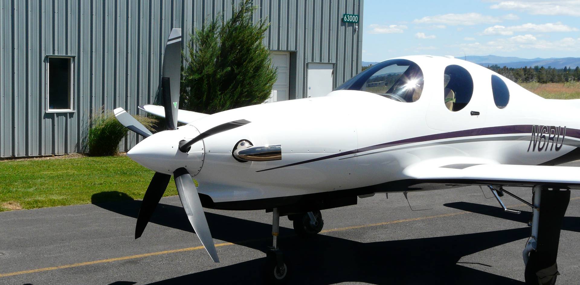 Fotos-div/lancair_evo2-.jpg