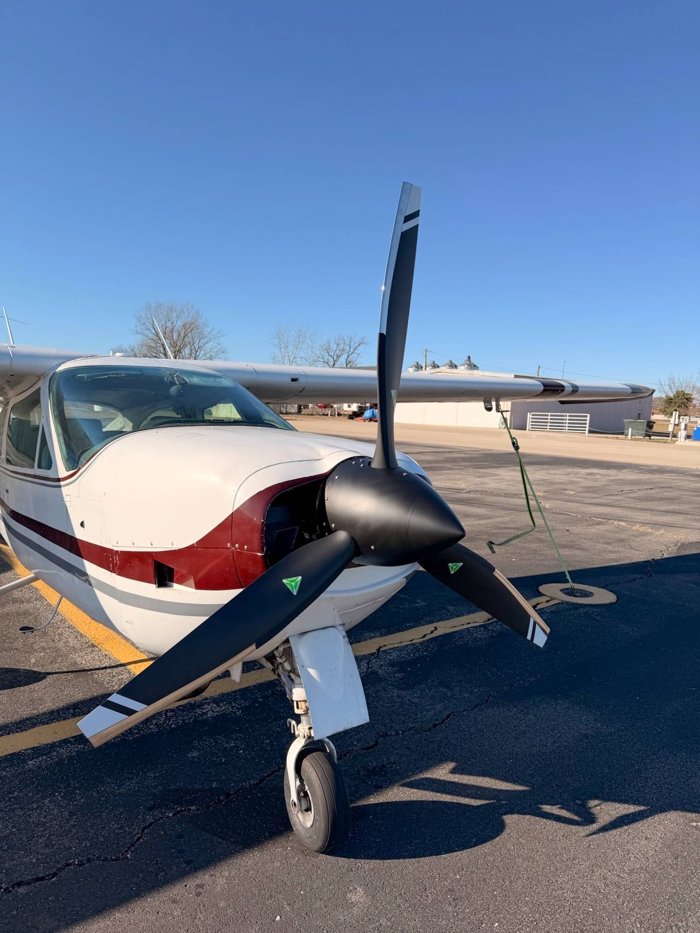Fotos-div/testimonials/cessna-177-cardinal.jpg