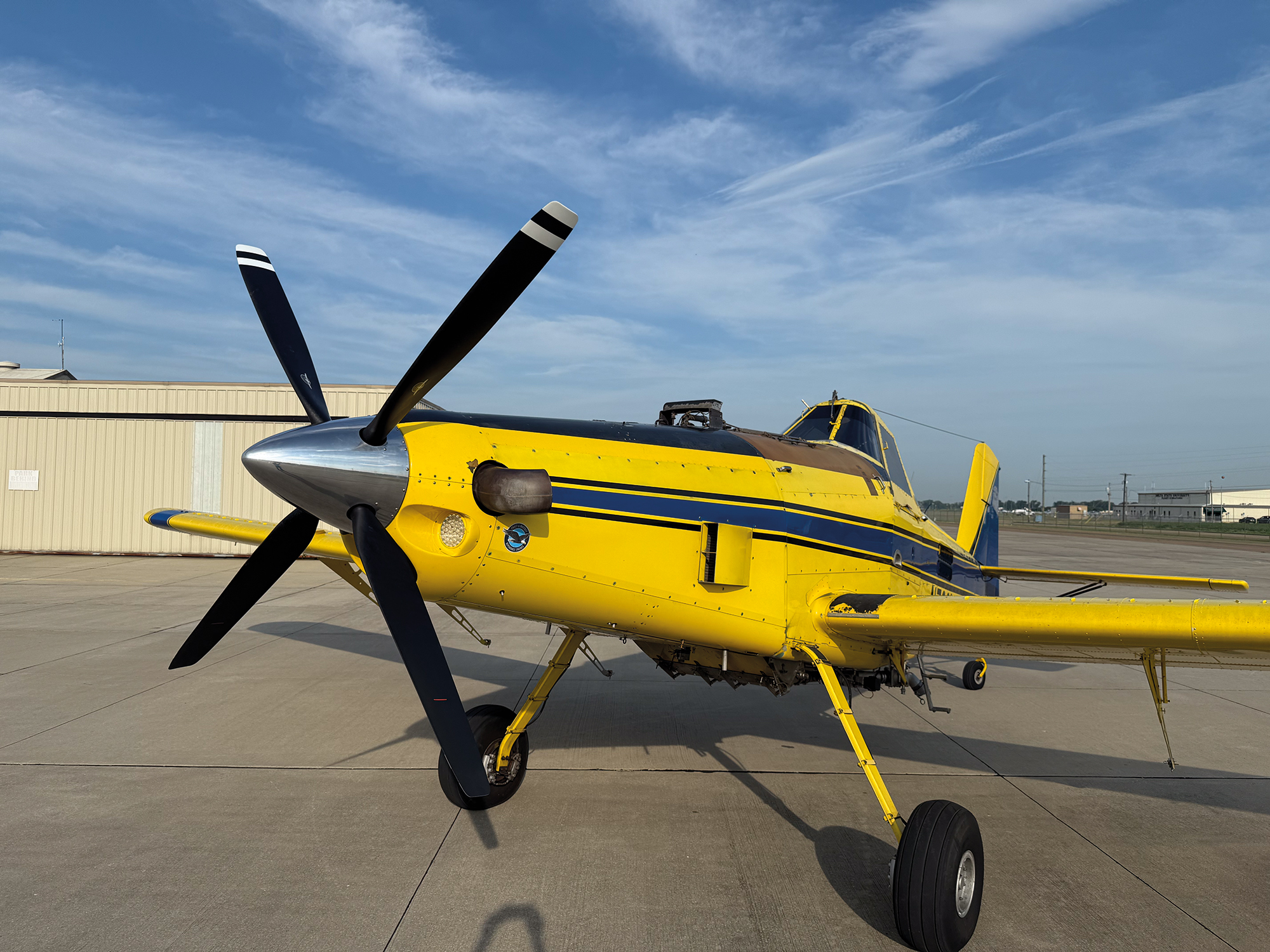 STC/stc_pic/airtractor-502-4-blatt.jpg