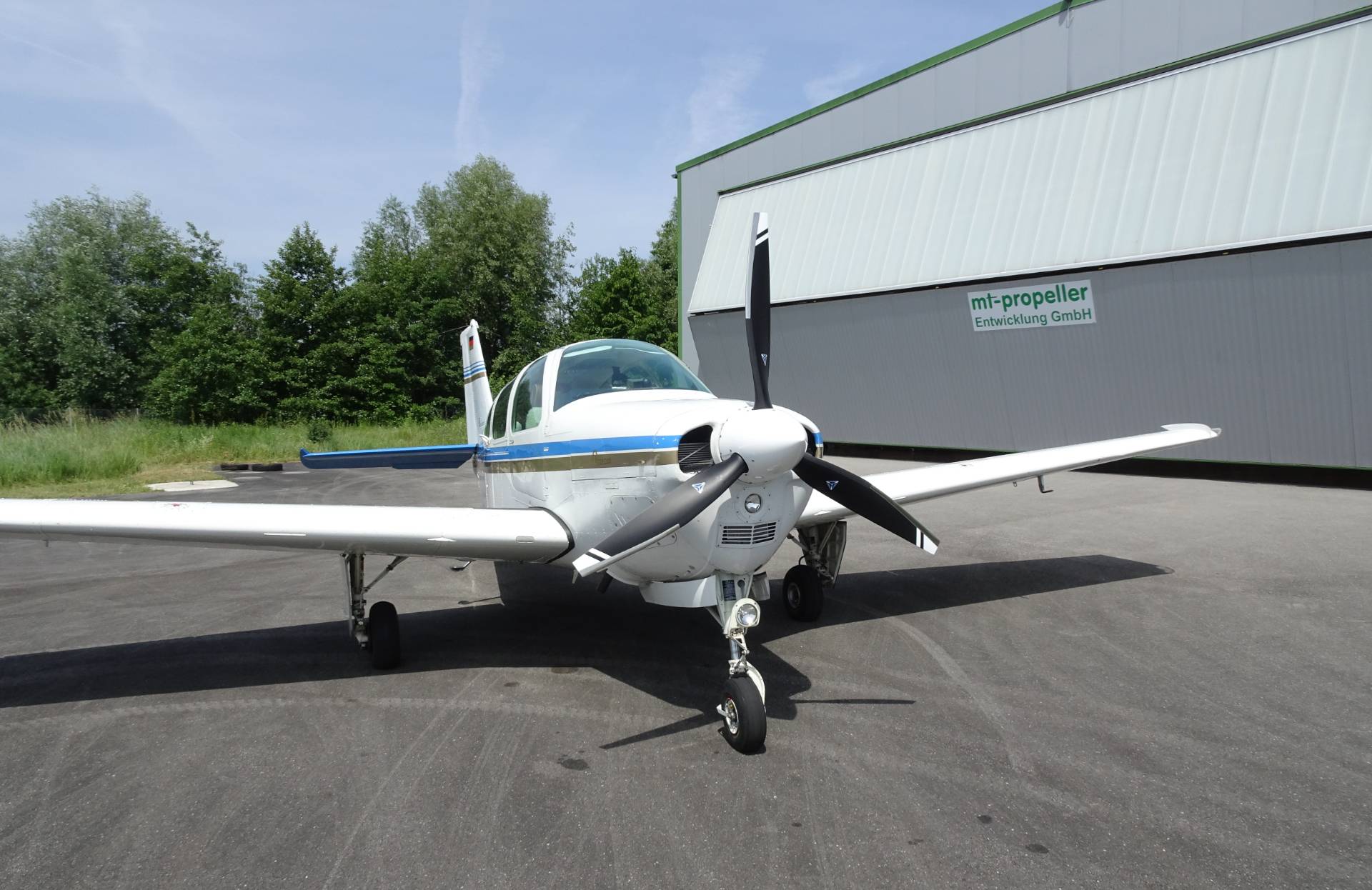 STC/stc_pic/beech_bonanza_33_3.jpg
