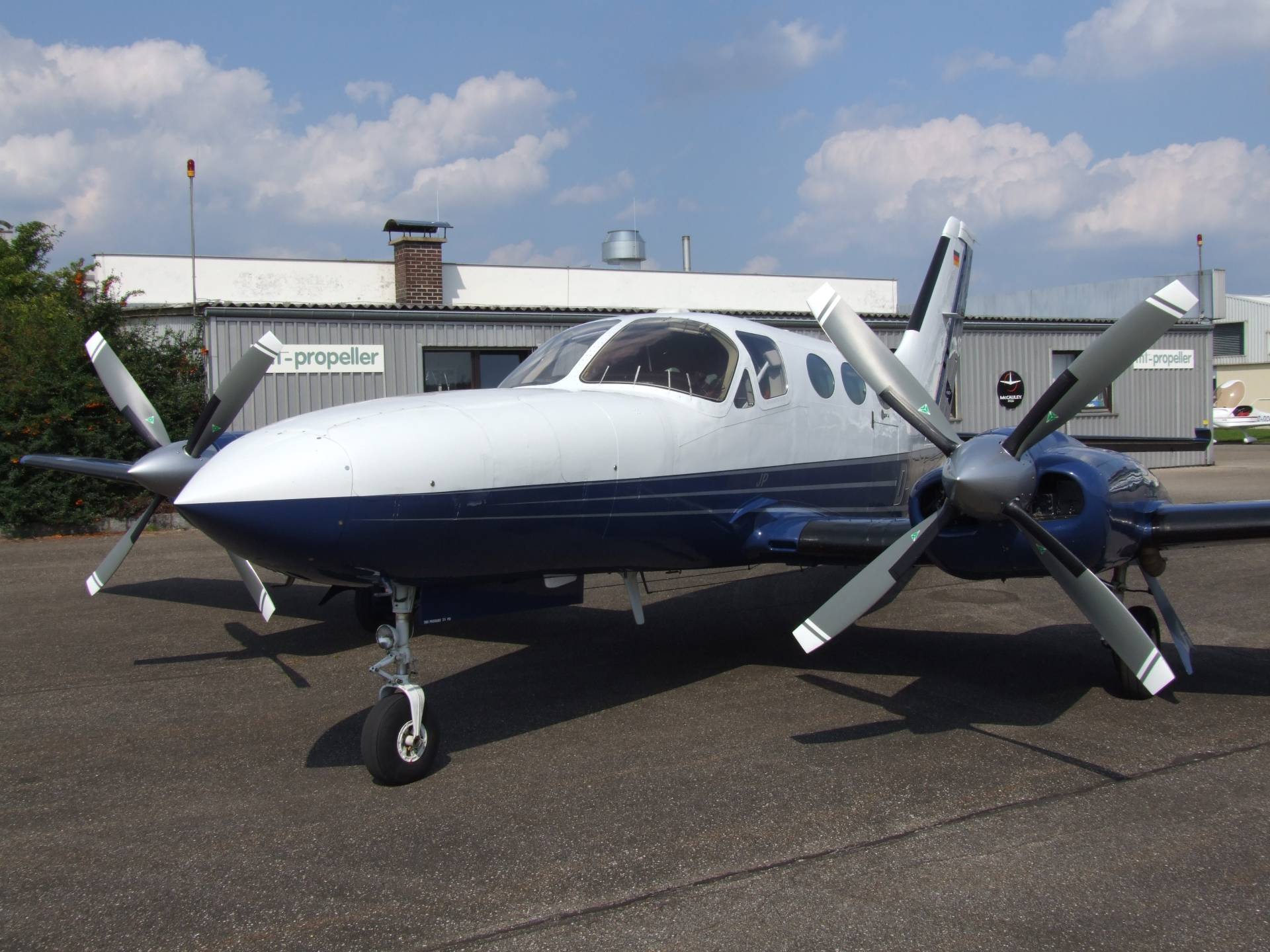 STC/stc_pic/cessna_421.jpg